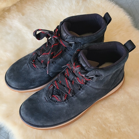 UGG LAKESIDER ANKLE BOOTS - Picture 5 of 10